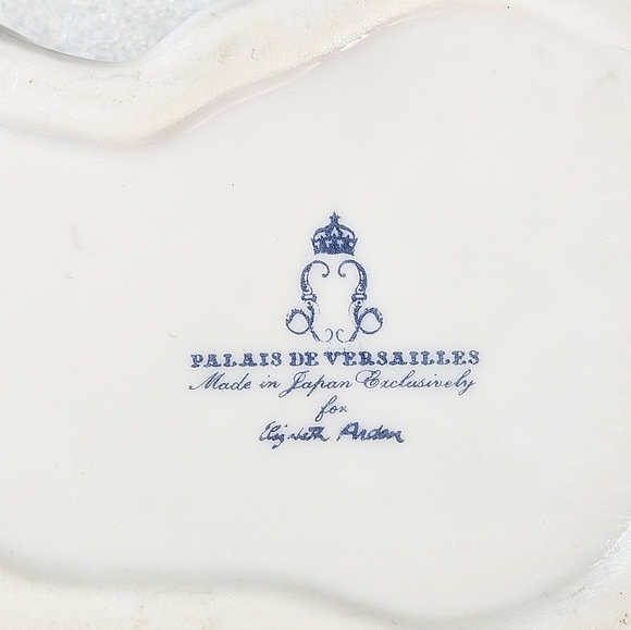 Vintage Palais De Versailles Elizabeth Arden Sleeping Cat Kitten Trinket Box - Picture 8 of 12